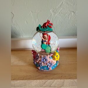 Disney Store The Little Mermaid Ariel On A Swing Mini Snow Globe 3”
